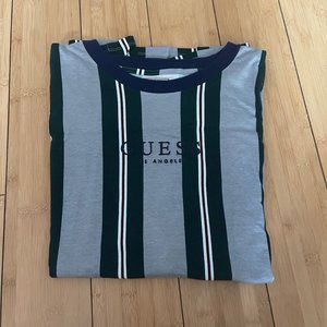 GUESS tshirt